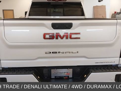 Used 2022 GMC Sierra 2500 Denali w/ Denali Ultimate Package AWD/4WD image 47