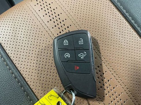 Used 2024 Chevrolet Silverado 1500 High Country w/ Technology Package image 20