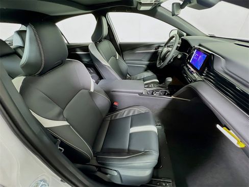 New 2026 Toyota Camry SE Nightshade image 23