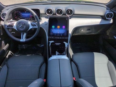 Used 2025 Mercedes-Benz C 300 Sedan image 14