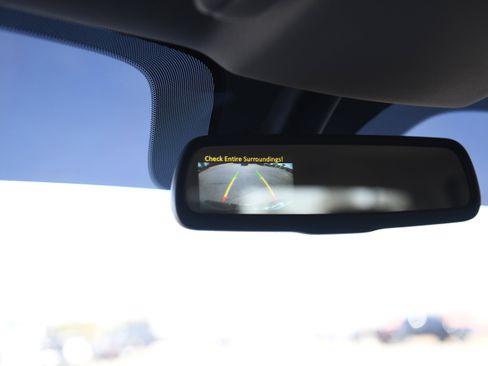 Used 2018 RAM 1500 Express image 21