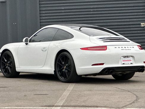 Used 2015 Porsche 911 Carrera image 3