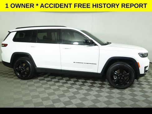 Used 2023 Jeep Grand Cherokee L Laredo AWD/4WD image 2