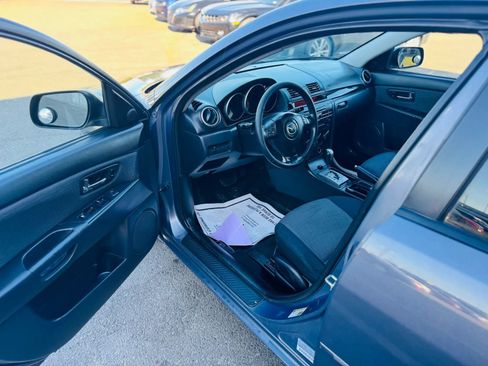 Used 2008 MAZDA MAZDA3 i Touring Value FWD image 9