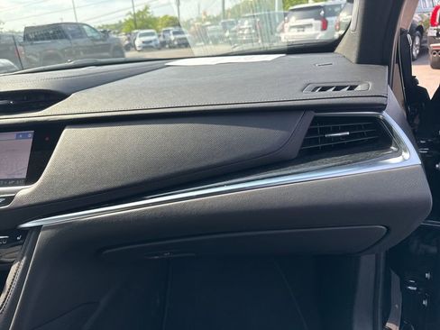Used 2025 Cadillac XT5 Premium Luxury AWD/4WD image 19