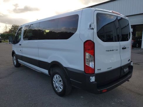Used 2023 Ford Transit 350 XLT image 3