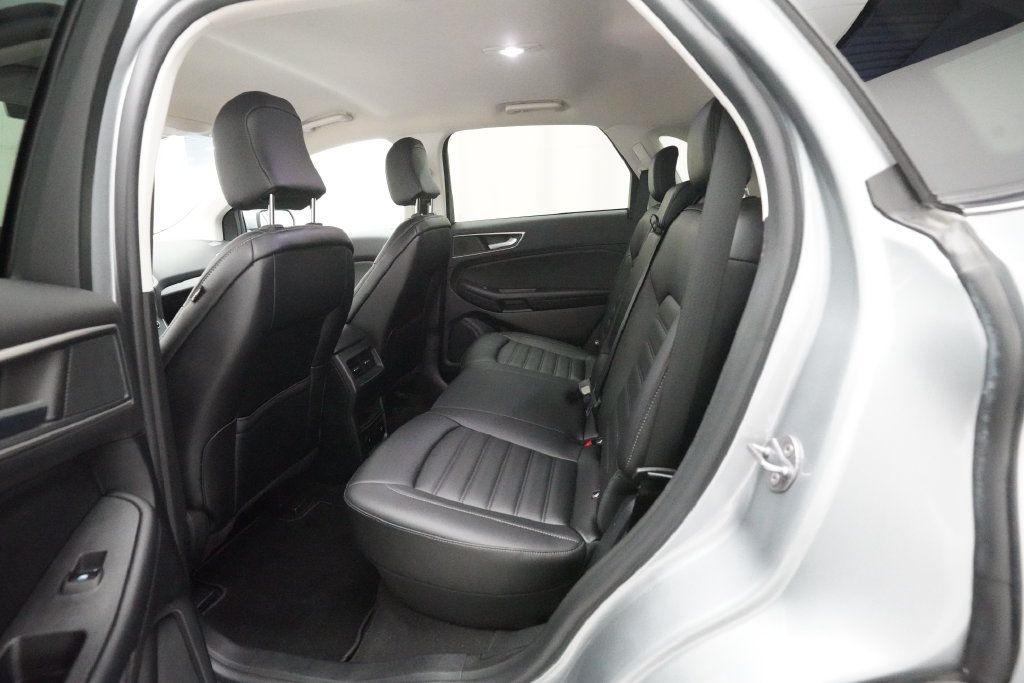 Used 2024 Ford Edge SEL w/ Convenience Package AWD/4WD image 16