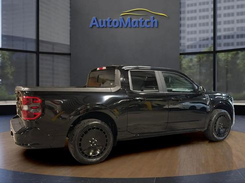 Used 2025 Ford Maverick Lobo image 12