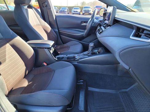 Certified 2023 Toyota Corolla SE w/ SE Premium Package image 15