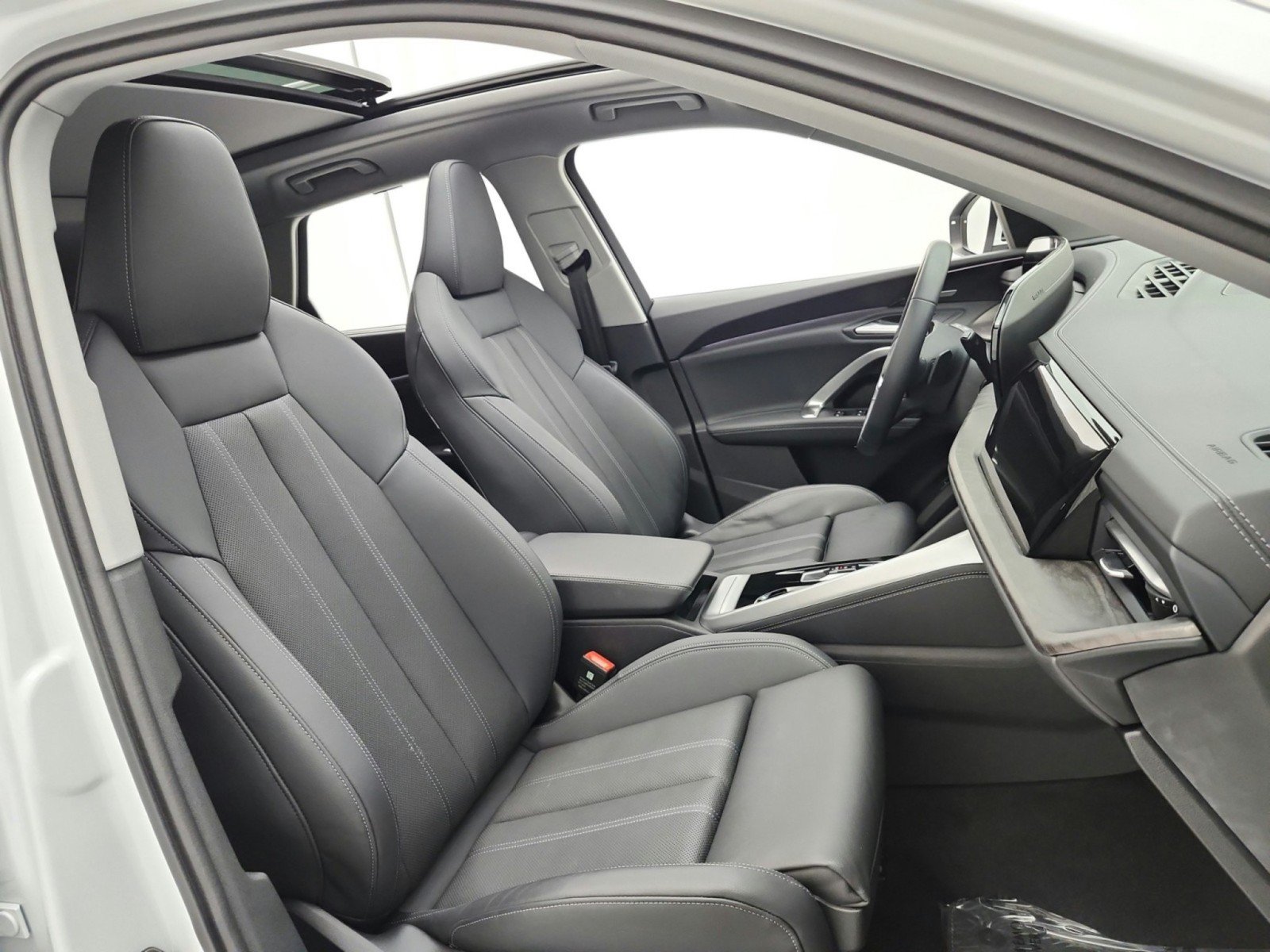 Used 2025 Audi Q5 Premium Plus AWD/4WD image 20