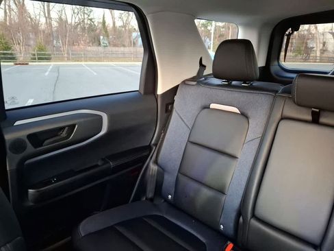 Used 2025 Ford Bronco Sport Outer Banks w/ Outer Banks Tech Package+ image 12