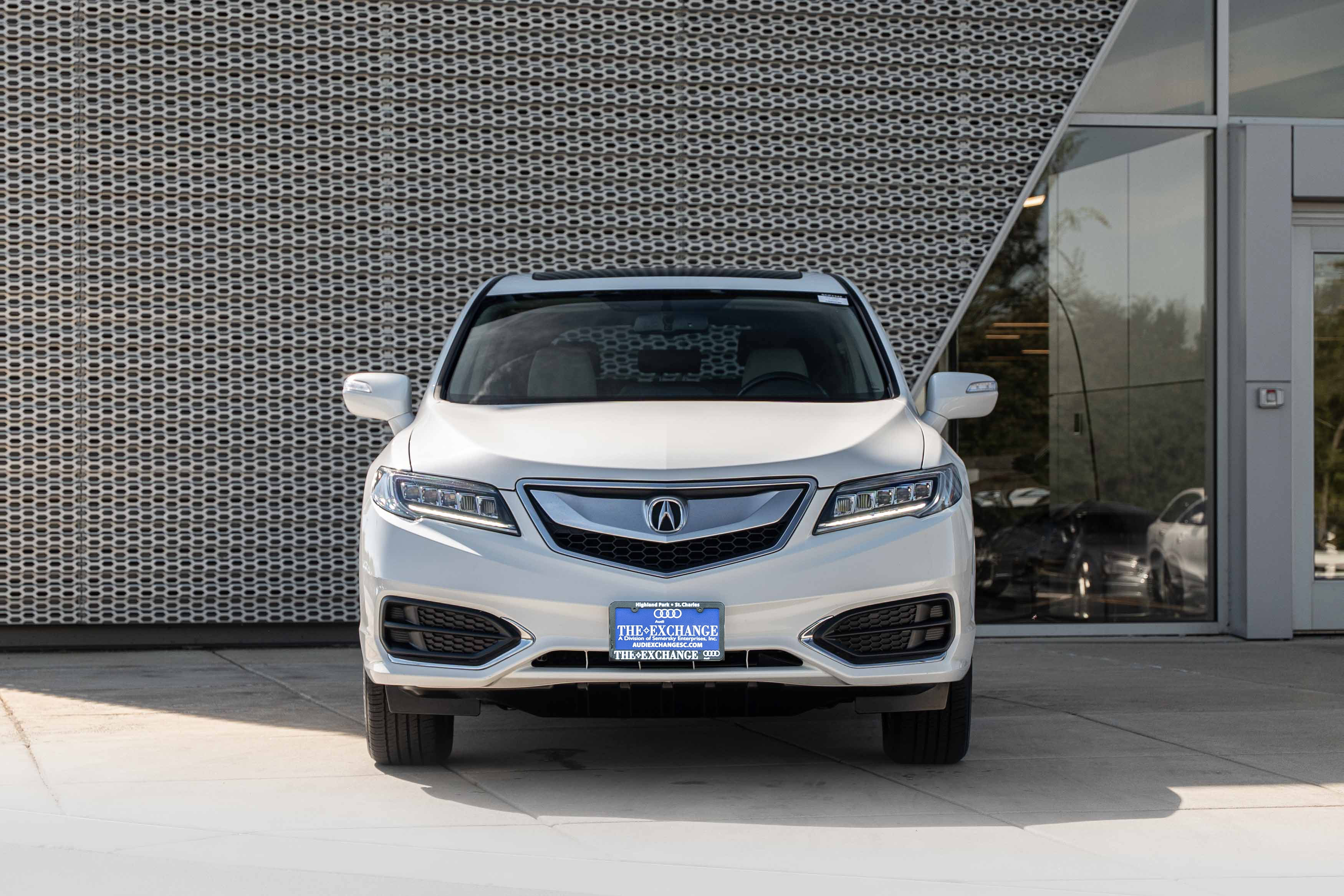 Used 2018 Acura RDX w/ Technology Package AWD/4WD image 28