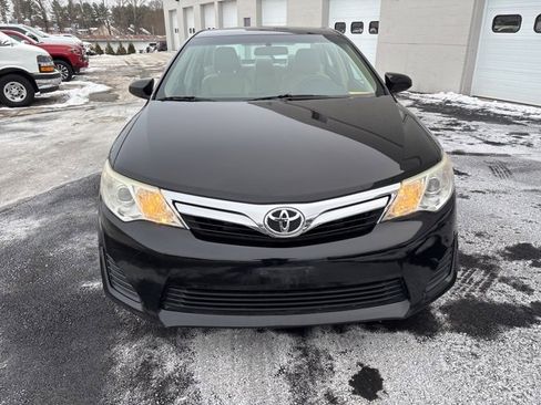 Used 2012 Toyota Camry SE image 8