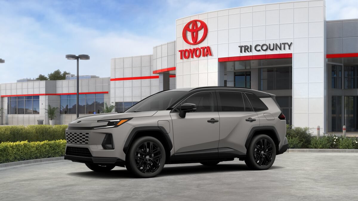 New 2026 Toyota RAV4 XSE w/ Panoramic Sun Roof Package AWD/4WD image 2