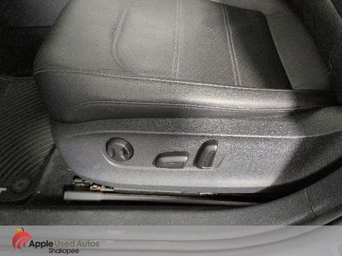 Used 2013 Volkswagen Passat 2.5 SE FWD image 13