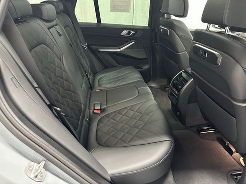 Used 2026 BMW X5 xDrive50e image 52