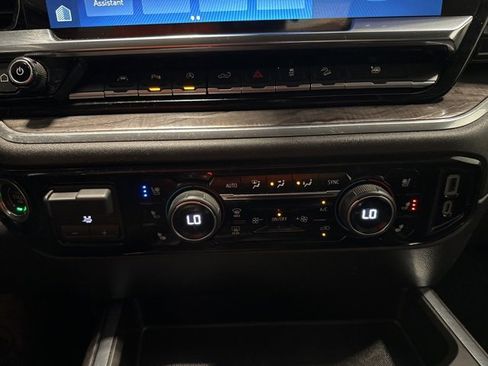 Used 2024 Chevrolet Silverado 1500 LTZ w/ Z71 Off-Road Package image 26