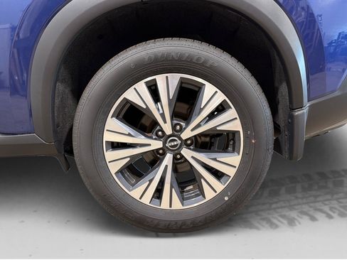 Used 2023 Nissan Rogue SV AWD/4WD image 46