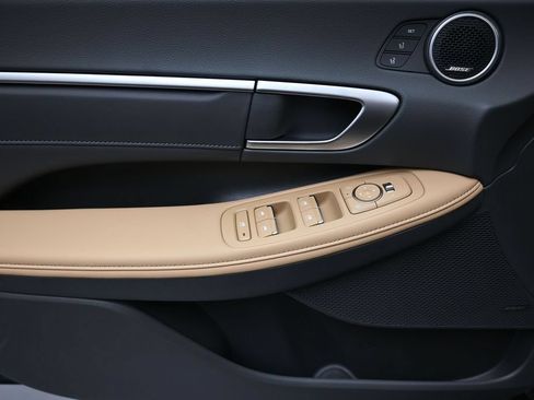 New 2026 Hyundai Sonata Limited FWD image 21