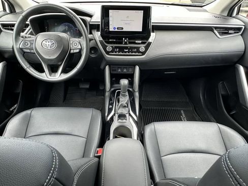Certified 2024 Toyota Corolla Cross XLE w/ Convenience Package AWD/4WD image 10