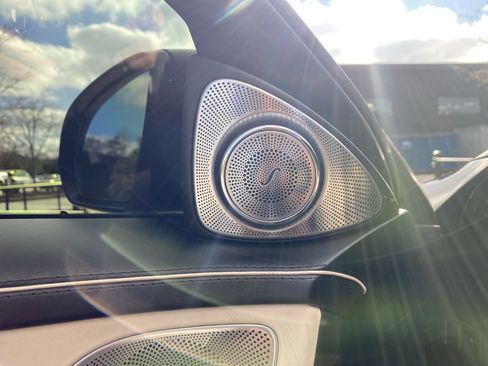 Used 2016 Mercedes-Benz Maybach S 600 image 20