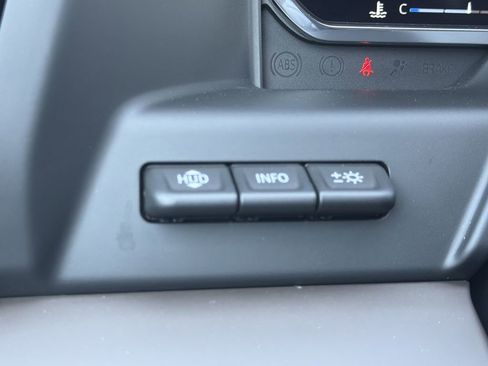 Used 2024 GMC Sierra 1500 Denali image 17