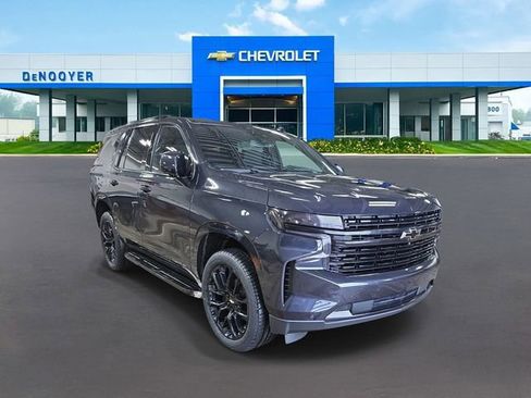 Used 2023 Chevrolet Tahoe LT w/ LT Signature Plus Package image 4