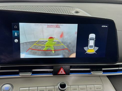 Certified 2023 Hyundai Elantra Limited image 7