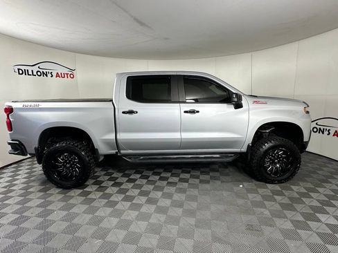Used 2019 Chevrolet Silverado 1500 LT Trail Boss w/ Convenience Package AWD/4WD image 8