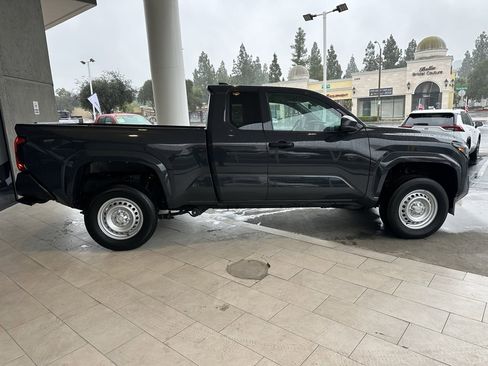 Certified 2025 Toyota Tacoma SR image 5