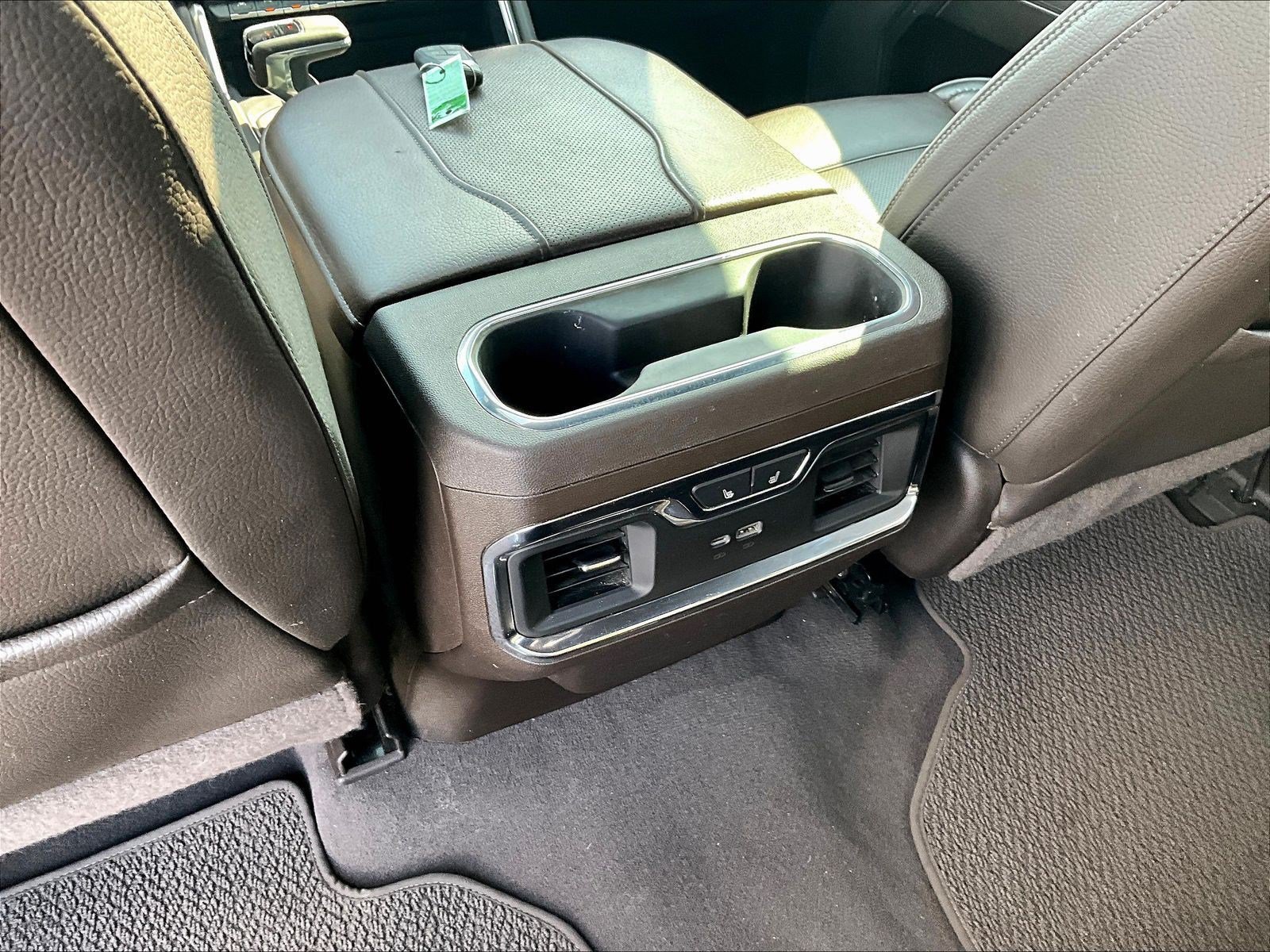 Used 2024 GMC Sierra 1500 Denali w/ Denali Reserve Package AWD/4WD image 11