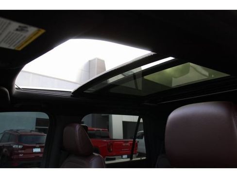 Used 2022 Ford Expedition Max Limited AWD/4WD image 24