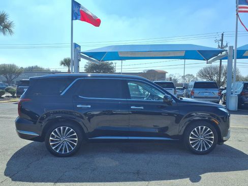 Used 2024 Hyundai Palisade Calligraphy image 21