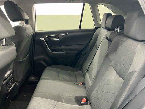 Certified 2022 Toyota RAV4 XLE w/ Carpet Mat Package (TMS) AWD/4WD image 6