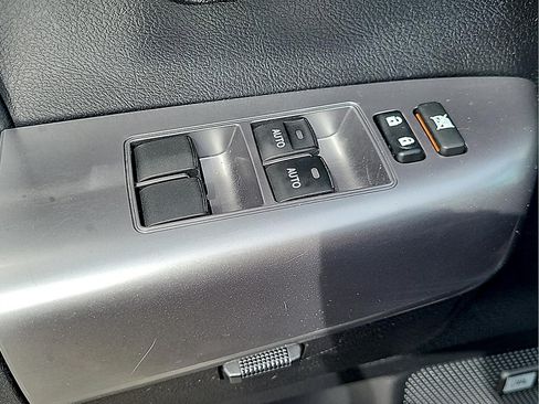 Used 2020 Toyota Sequoia TRD Pro AWD/4WD image 17
