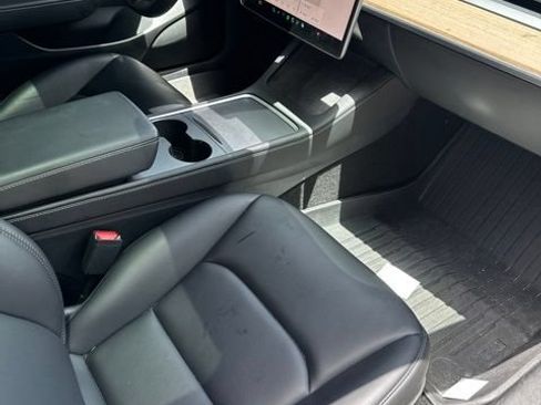 Used 2023 Tesla Model 3 Standard Range RWD image 7