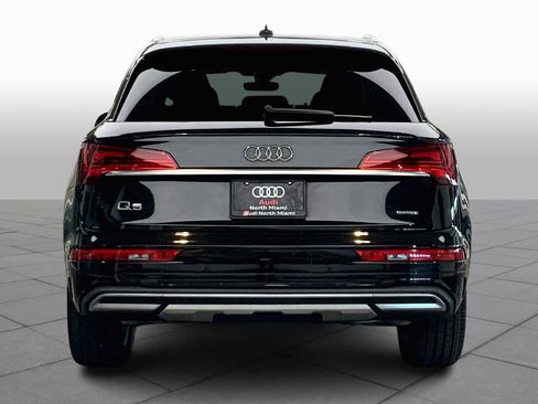 Used 2021 Audi Q5 2.0T Premium Plus w/ Premium Plus Package AWD/4WD image 5