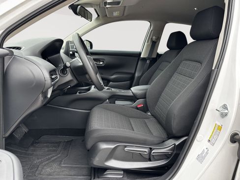 Certified 2026 Honda HR-V LX image 7