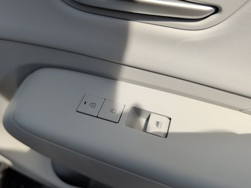 New 2026 Hyundai Kona Limited FWD image 31