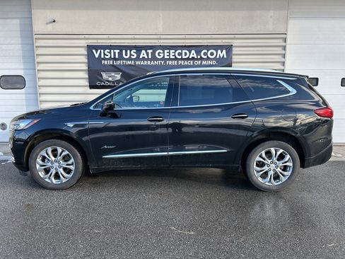 Used 2021 Buick Enclave Avenir image 7
