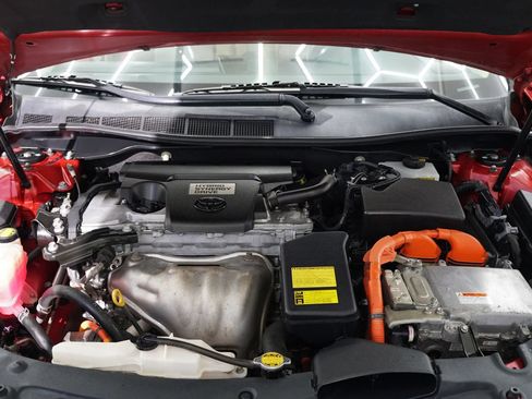 Used 2012 Toyota Camry LE w/ Preferred Accessory Pkg FWD image 18