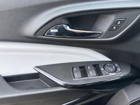 New 2026 Chevrolet Trax LT w/ LT Convenience Package FWD image 10