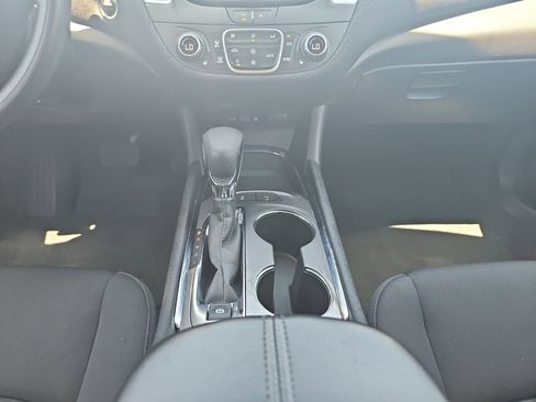 Used 2024 Chevrolet Malibu LT FWD image 15