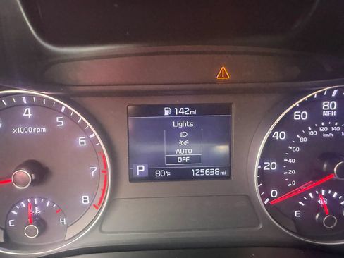 Used 2020 Kia Forte LXS FWD image 17