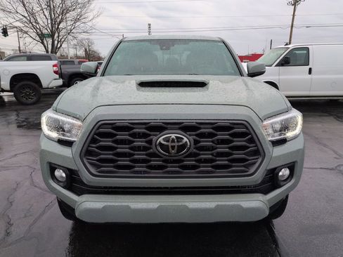 Used 2023 Toyota Tacoma TRD Sport image 8