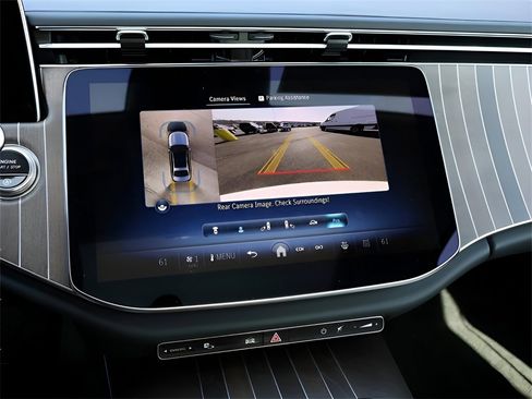 Used 2025 Mercedes-Benz E 350 4MATIC Sedan image 25