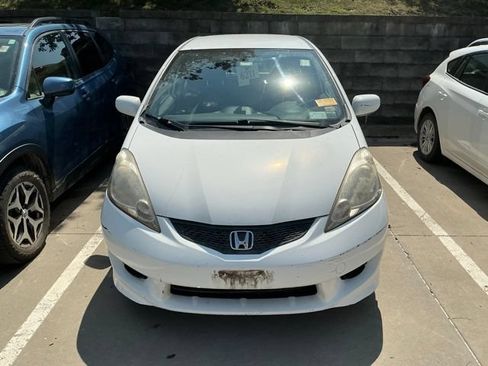 Used 2010 Honda Fit Sport image 3