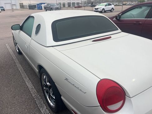 Used 2005 Ford Thunderbird 50th Anniversary image 5