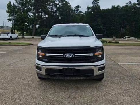 Used 2025 Ford F150 XLT w/ Equipment Group 301A Standard AWD/4WD image 3
