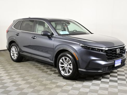 Certified 2025 Honda CR-V EX image 4